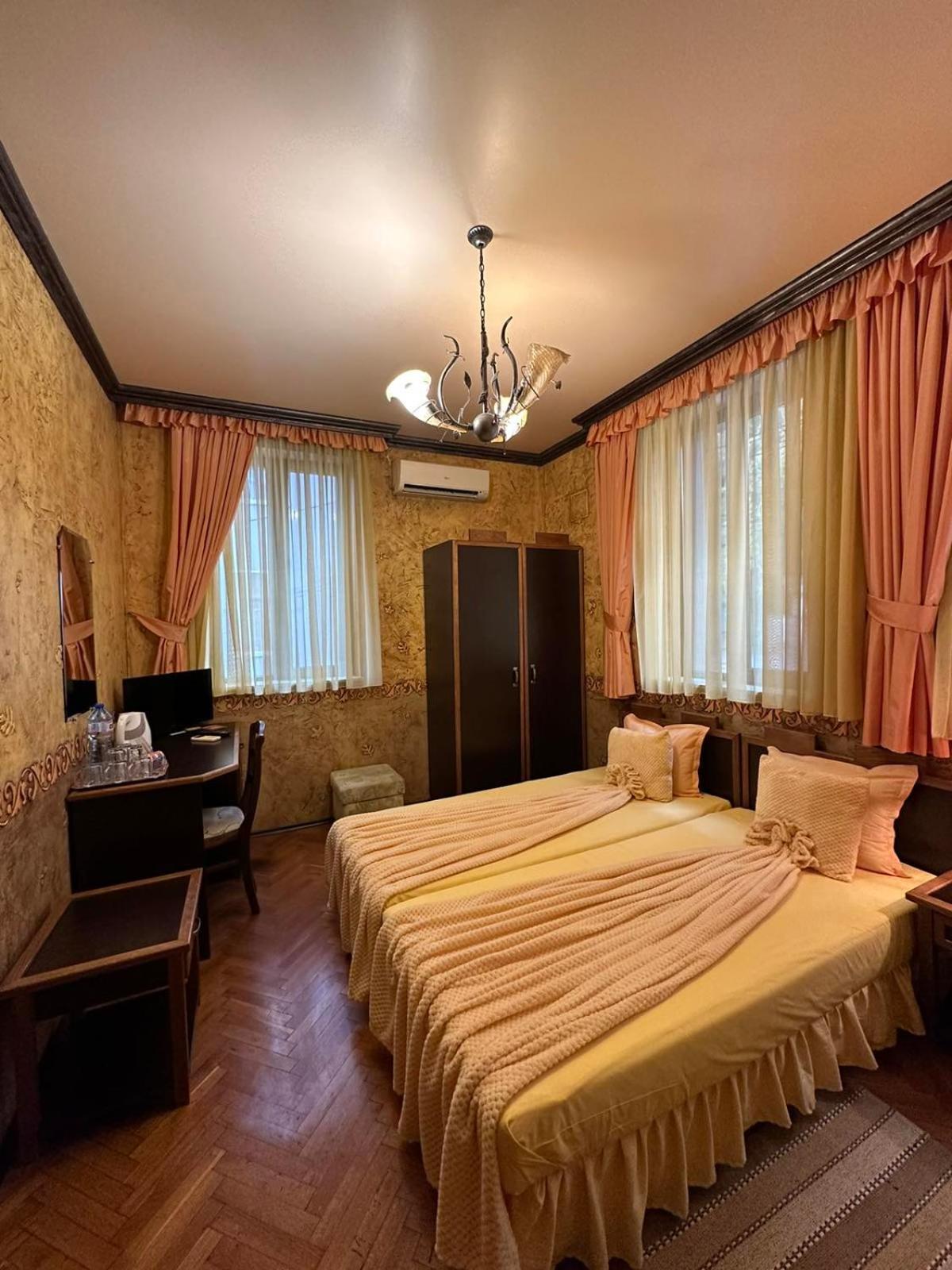 Guesthouse Petra Veliko Tarnovo Extérieur photo